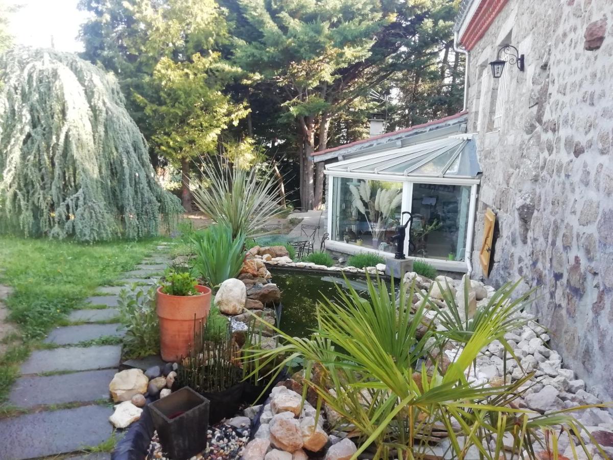 Chez Sophie Et Gilles Bed & Breakfast Monistrol-sur-Loire Exterior photo