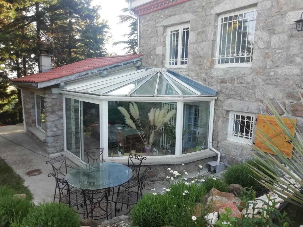 Chez Sophie Et Gilles Bed & Breakfast Monistrol-sur-Loire Exterior photo